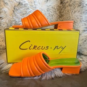 Circus NY Sam Edelman orange slide sandals brand new